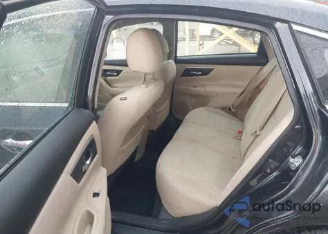 2015 Nissan Altima 2.5 S z USA, uszkodzony, nr VIN 1N4AL3APXFC421763